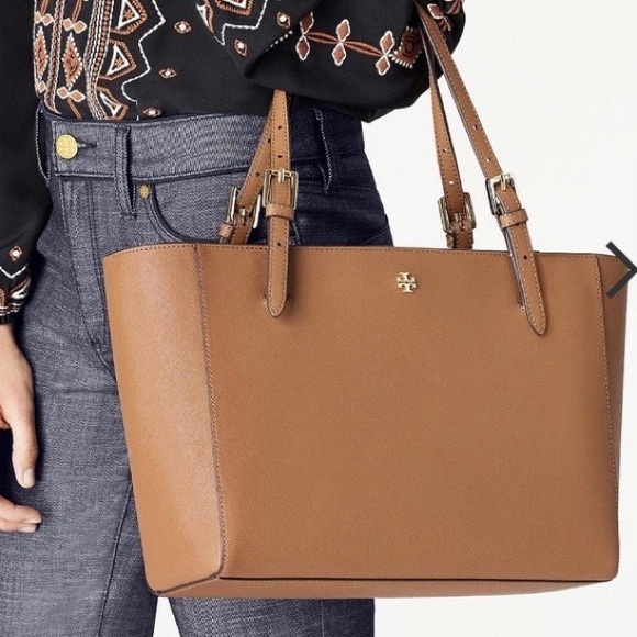 tory burch emerson tote 